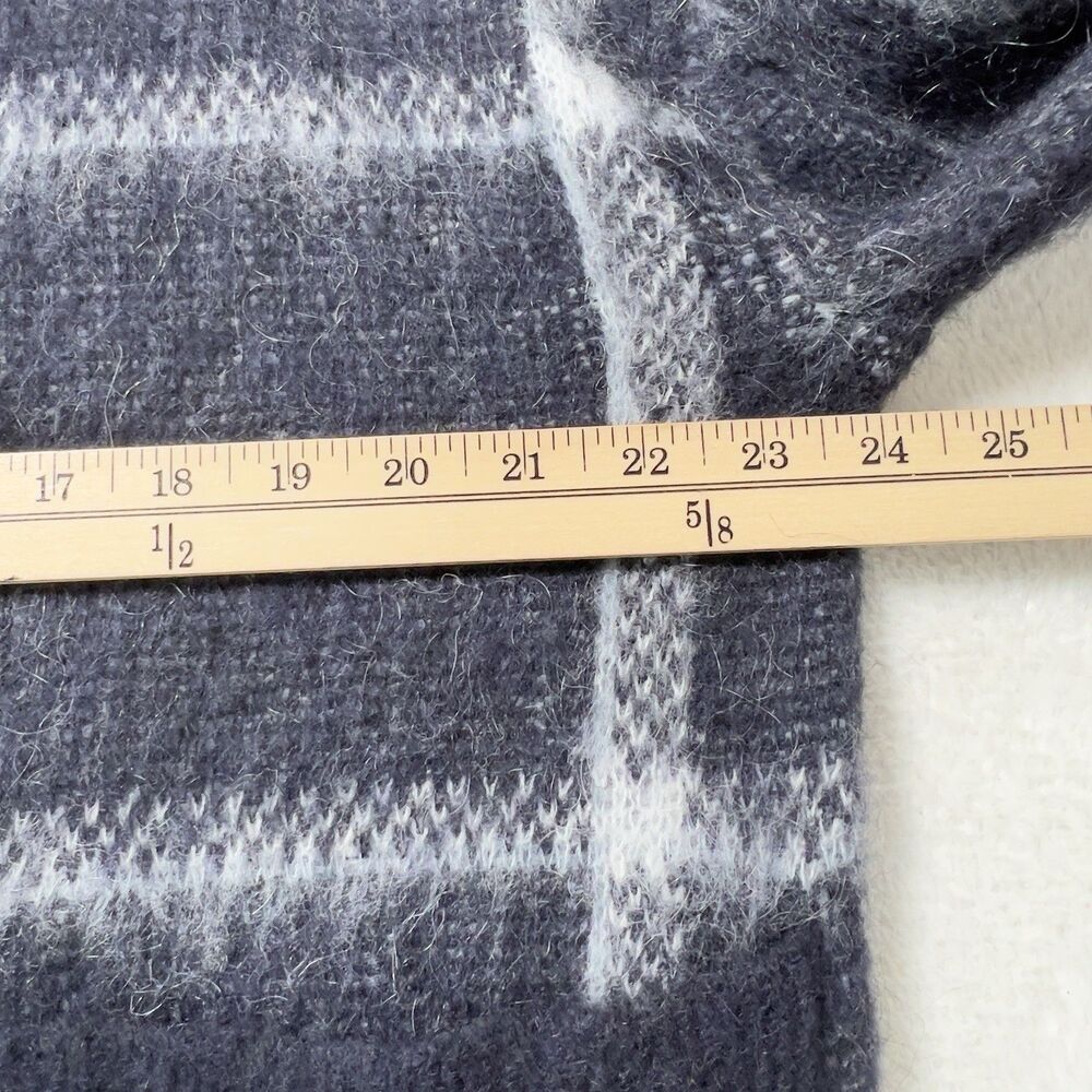 J. Crew Mohair Wool Blend Front Pocket Cardigan Sweater Sz XL Plaid Navy Blue - Picture 10 of 14